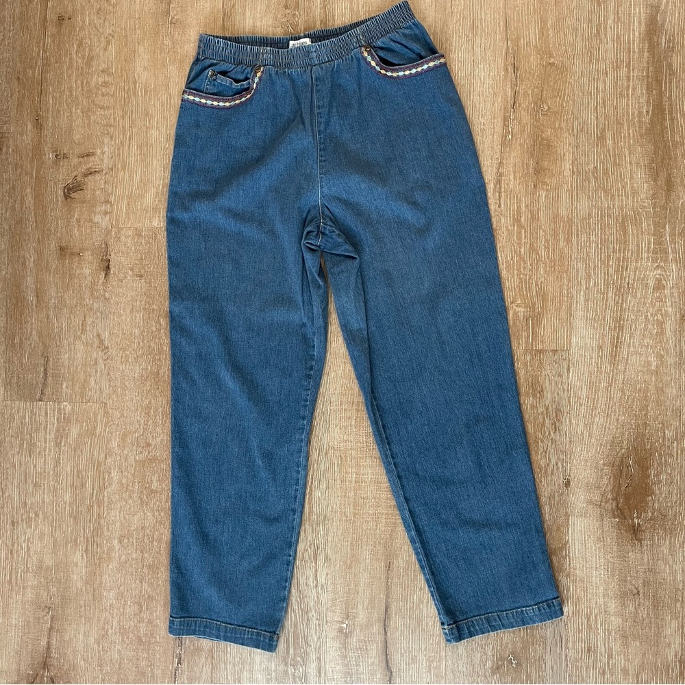 Vintage Koret City Blues Embroidered Women's tapered pull on Blue Jeans size 6P